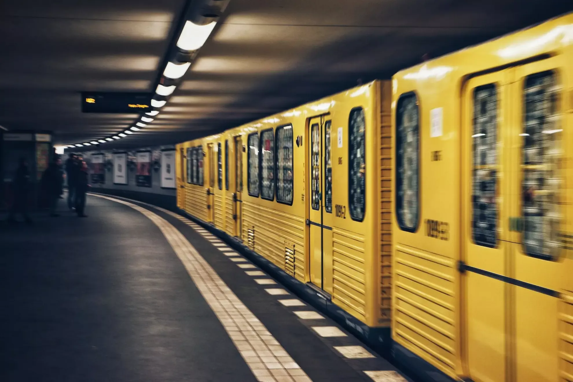 3 essential benefits of digitalization in the public transportation sector