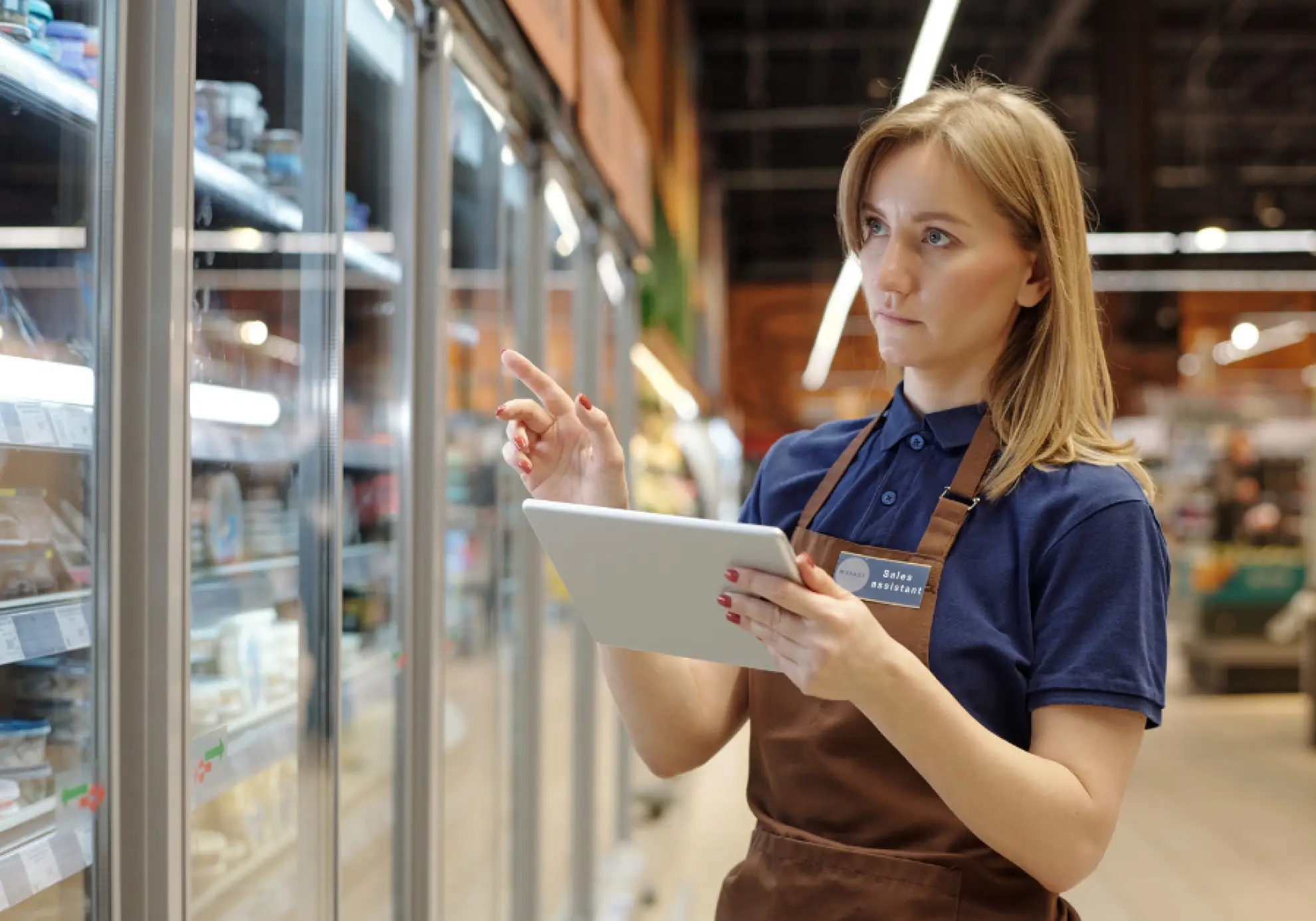 Why retailers keep falling behind their own customers on AI